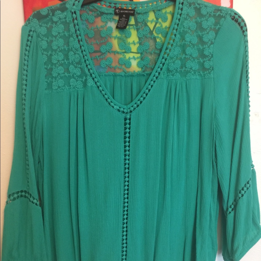 Soft cotton lace top